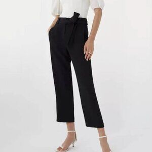 Aritzia Wilfred Jallade Crepe Pant in black, size 4